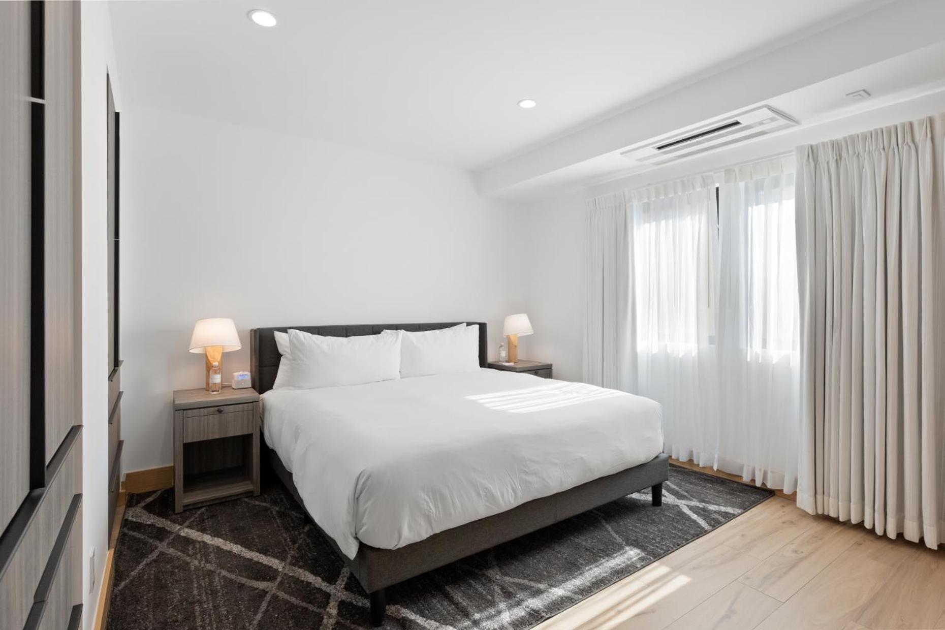 Malibu Sand Carbon Beach Suites Ngoại thất bức ảnh