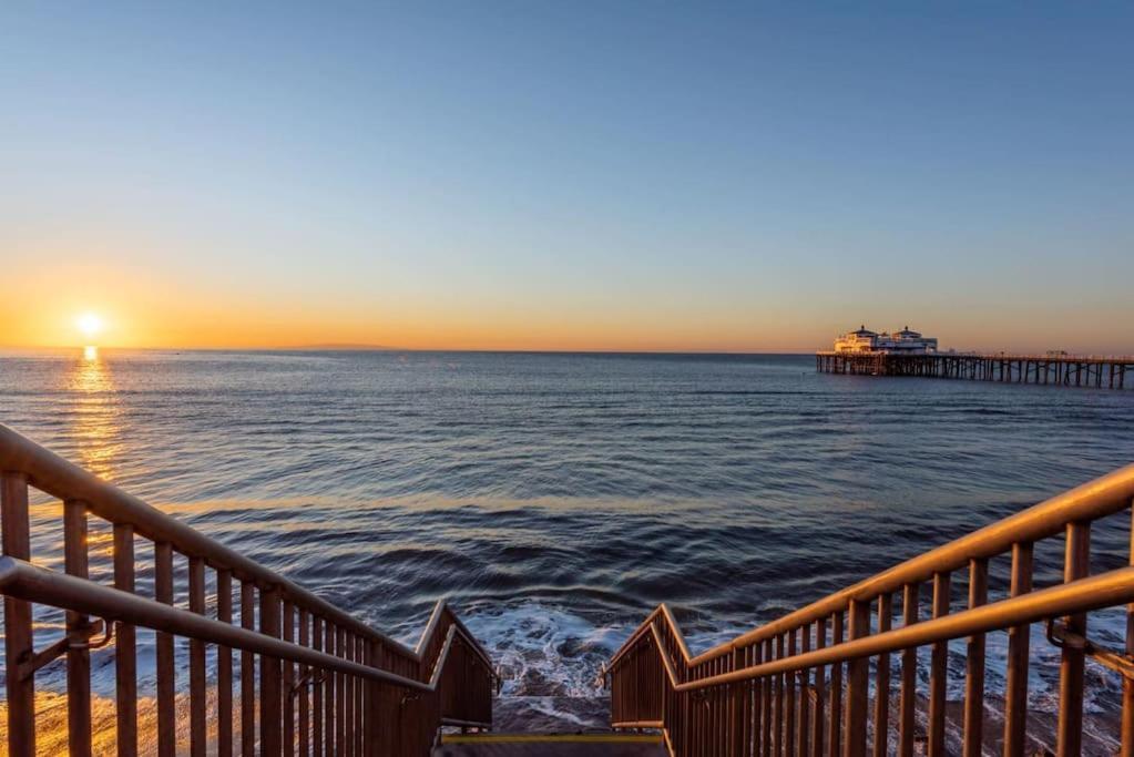 Malibu Sand Carbon Beach Suites Ngoại thất bức ảnh