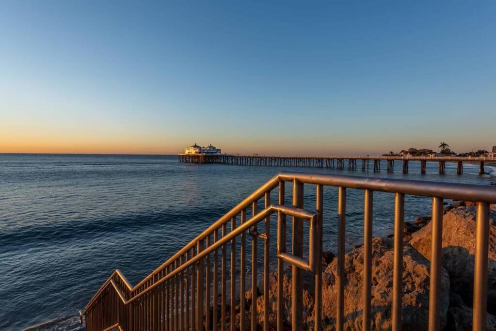 Malibu Sand Carbon Beach Suites Ngoại thất bức ảnh